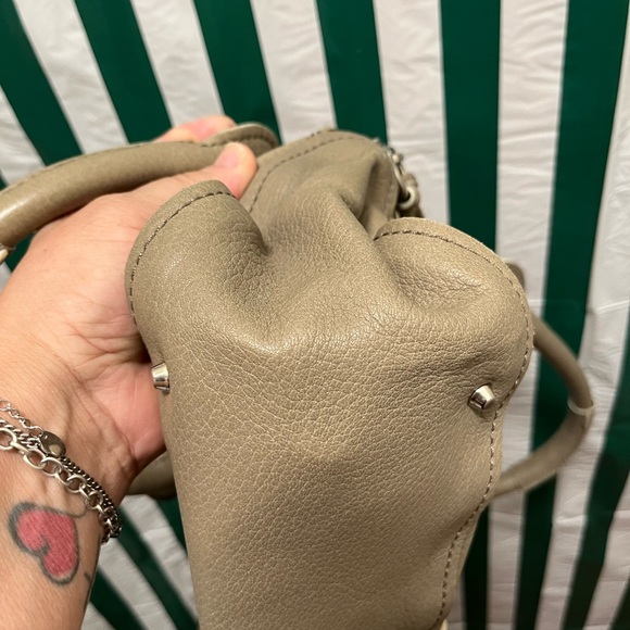 Chloe EUC Vintage Paddington Taupe Handbag with Lock n Key. COA* - Picture 11 of 17